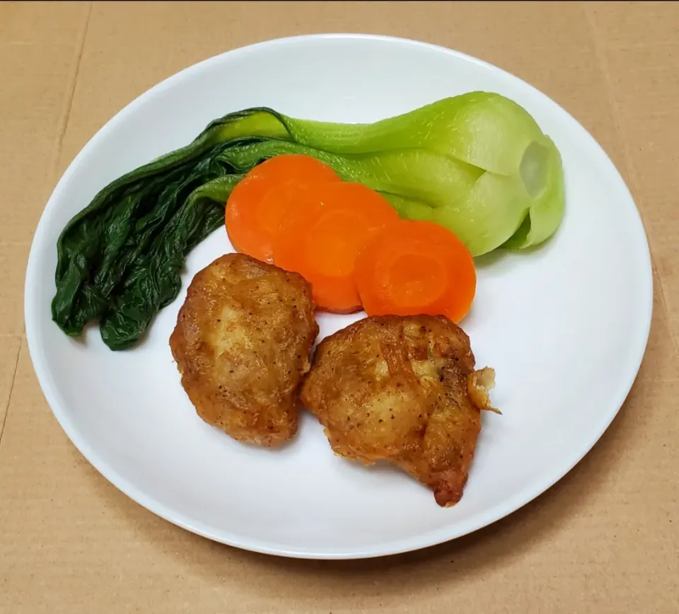 まるごとチンゲン菜の塩茹で
にんじん
唐揚げ|ナナさん