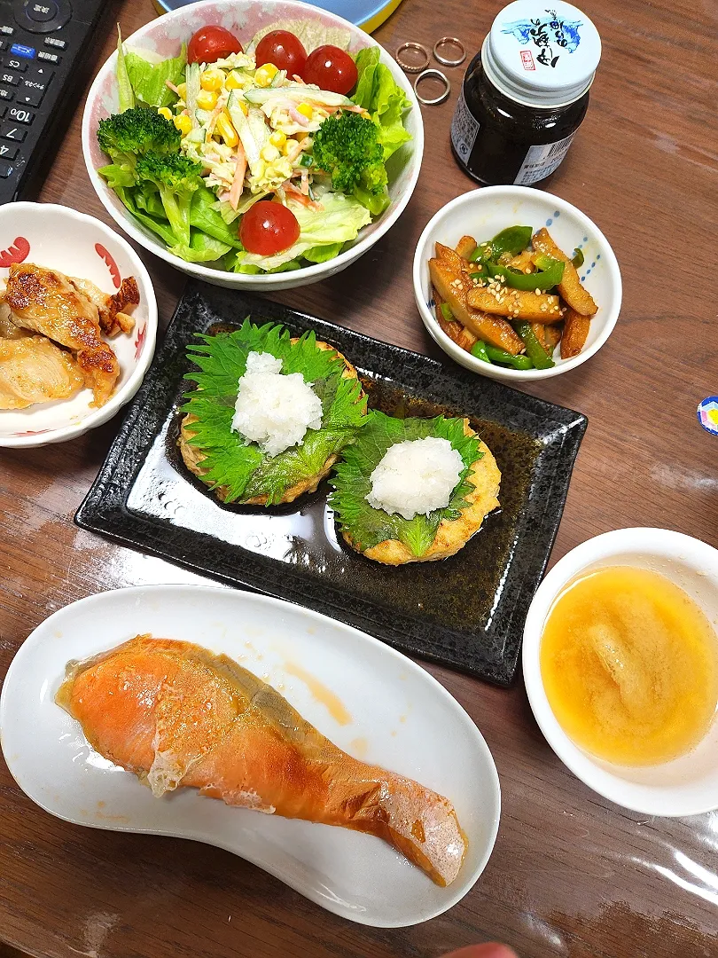 おろし豆腐ハンバーグ！鮭！味噌漬けチキン、などなど。|みーさん