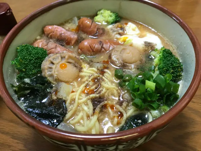 マルちゃん正麺🍜、豚骨醤油味❗️(^｡^)✨|サソリさん