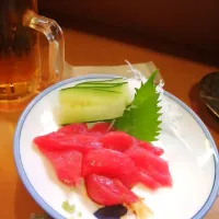 Snapdishの料理写真:マグロのお造り|ネイト＠さん