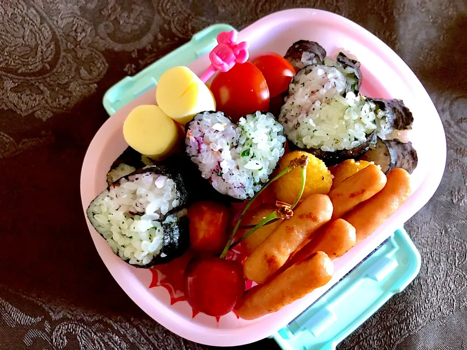 Snapdishの料理写真:ムスメ弁当|csigapogiさん