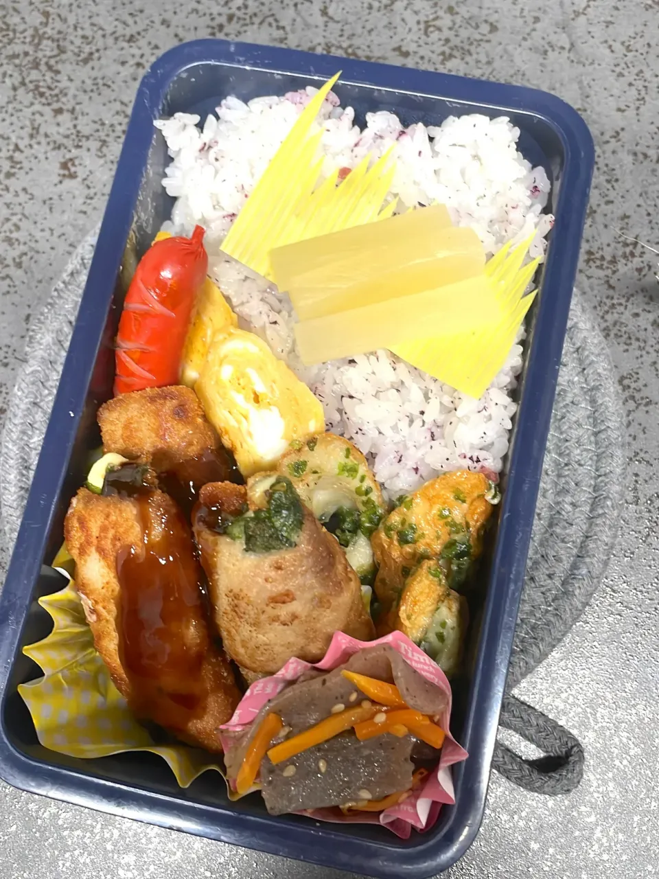 Snapdishの料理写真:手作り弁当|はるはるさん