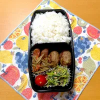 Snapdishの料理写真:息子のお弁当|まーるるさん