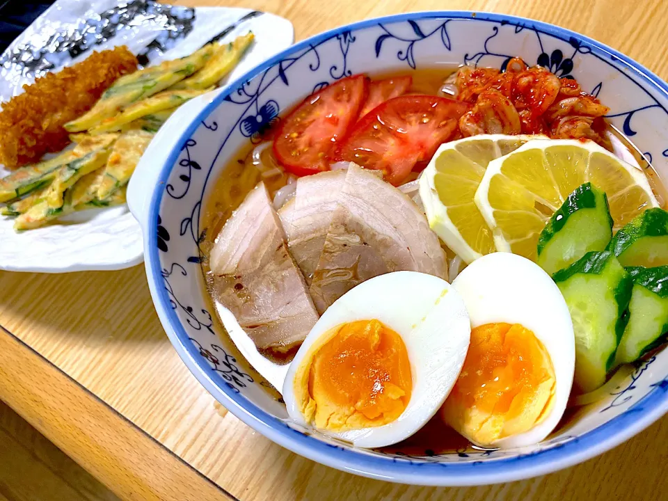 具たっぷり盛岡冷麺とチヂミ|みぃ〜こさん