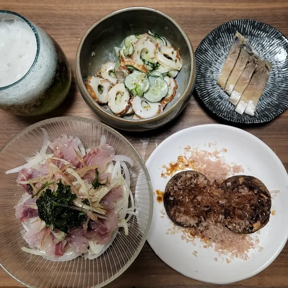 20220614
イサキのカルパッチョ
焼き椎茸
竹輪と胡瓜のゆず胡椒和え
鯖の燻製|noccoさん