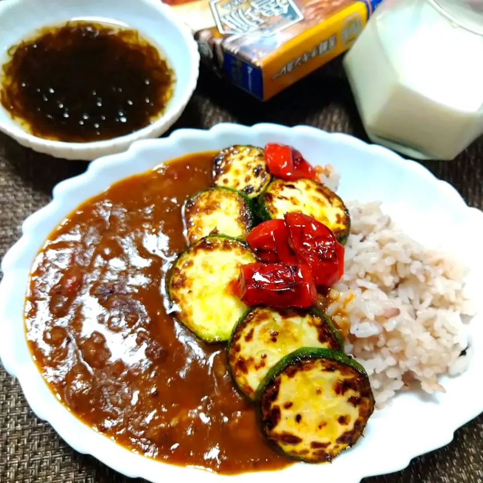 スパイスカレー魯珈の芳醇チキンカレー🍛レトルトカレー|うたかた。さん