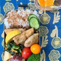 Snapdishの料理写真:昨日のメイン変えただけのお弁当|Yoko  Ikedaさん