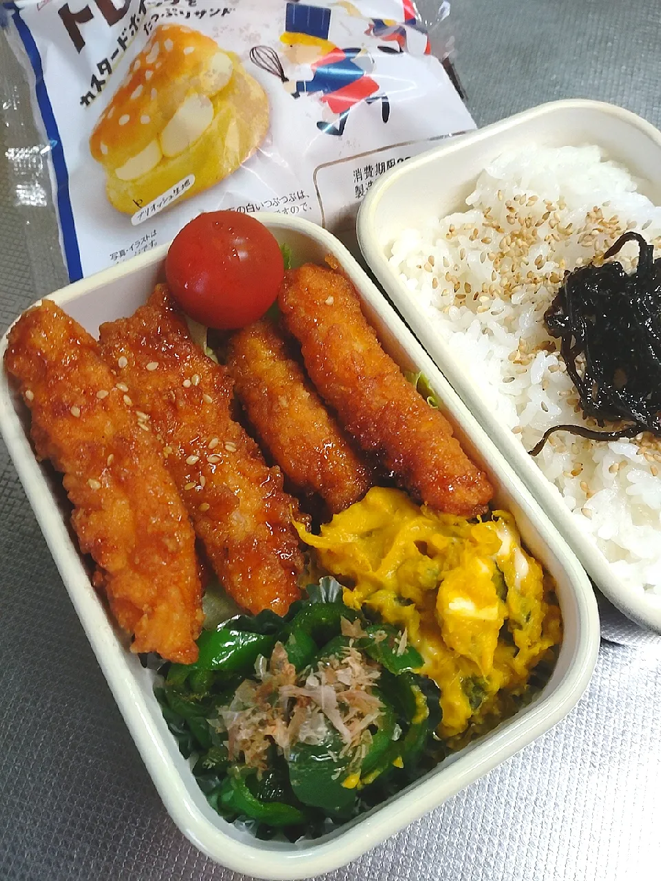 Snapdishの料理写真:甘辛チキン弁当|ぱんださん