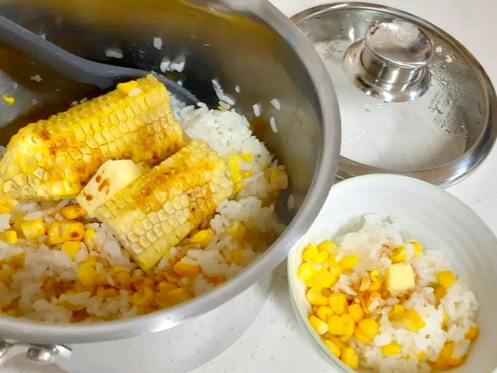 Snapdishの料理写真:とうもろこしご飯🌽|びせんさん