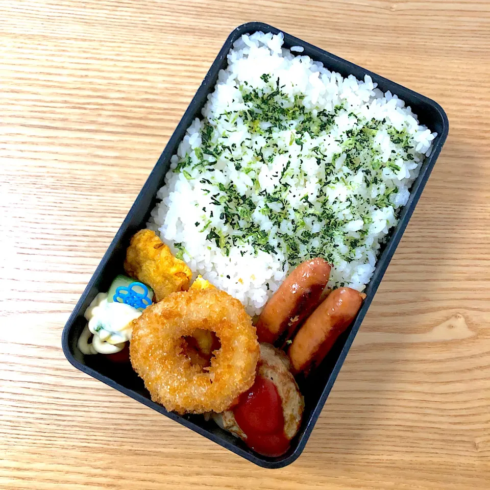 月曜日の旦那さんのお弁当🍙|むさけんさん