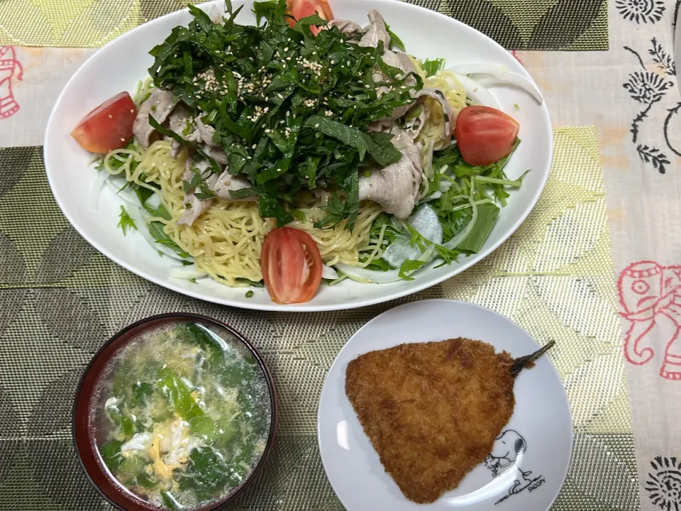 豚しゃぶラーメンサラダ、鯵フライ、キャベツの卵とじ|peanutsさん