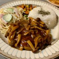きのこたっぷり照り焼きハンバーグプレート