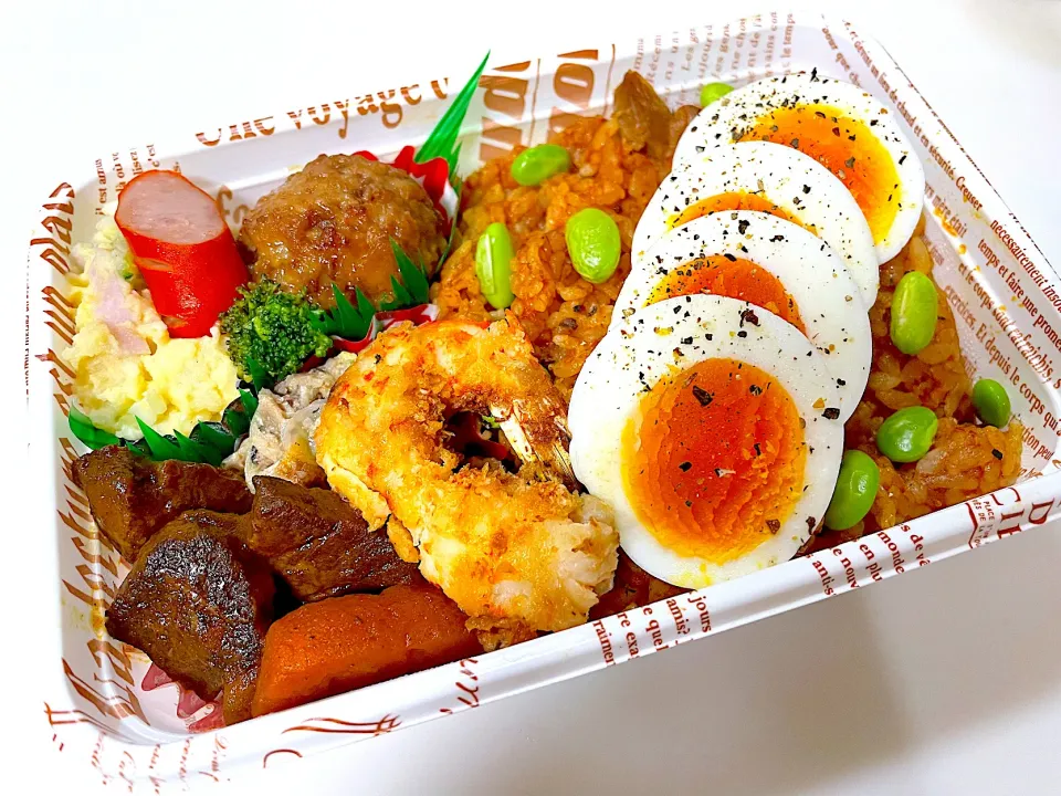 今日のお弁当はチキンライス弁当🎵|みほままこさん