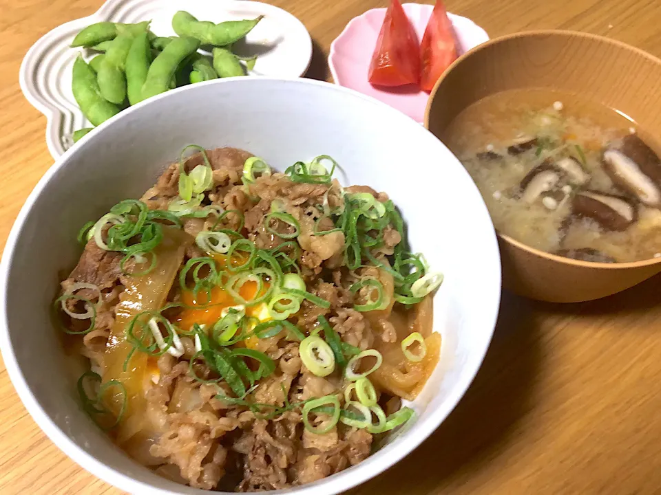 牛丼🍀|さおりさん