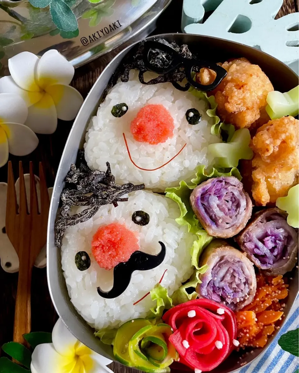 Snapdishの料理写真:お父さんおにぎり弁当|Akiyoෆ¨̮⑅さん