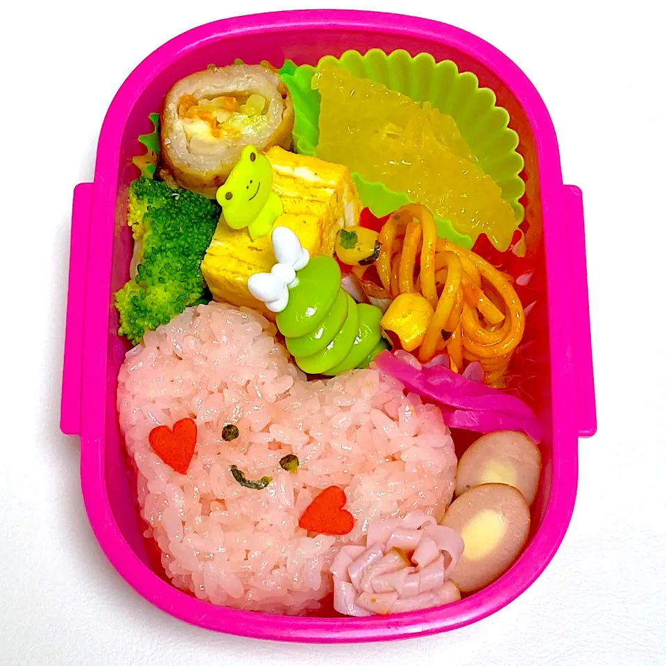 Snapdishの料理写真:ピンクハート弁当|かなでさん