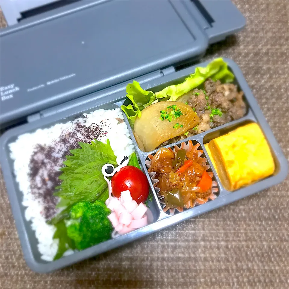 SJK弁当🍱〜◯大根と牛肉の炒め煮・玉子焼き・酢豚・花ハム|華恋さん