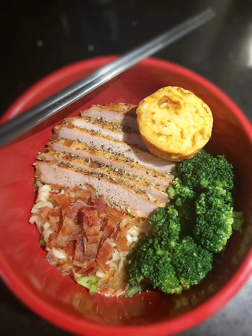 Snapdishの料理写真:BentoFox's dish Pork cutlet, diced bacon, mini quiche, fresh broccoli on top of a pork base ramen 😋|BentoFoxさん