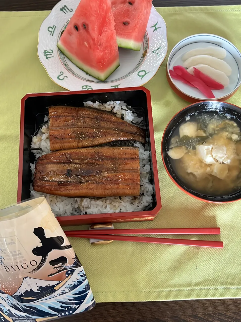 Snapdishの料理写真:メルシー❣️送っていただいた鰻とくずれ豆腐のお味噌汁✨✨|tamemitiさん