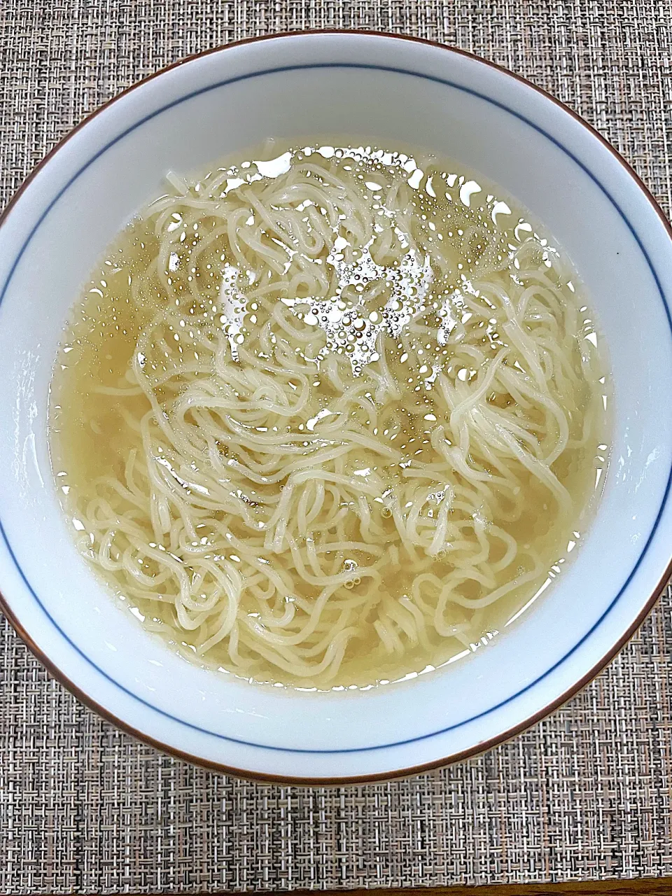 Snapdishの料理写真:朝ラー🍜塩ラーメン|kudoさん