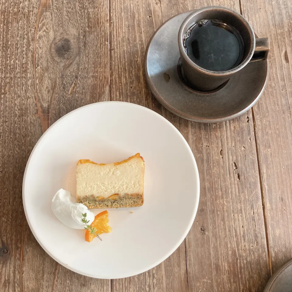 紅茶とオレンジのチーズケーキ🍊☕️|ちゃみこさん