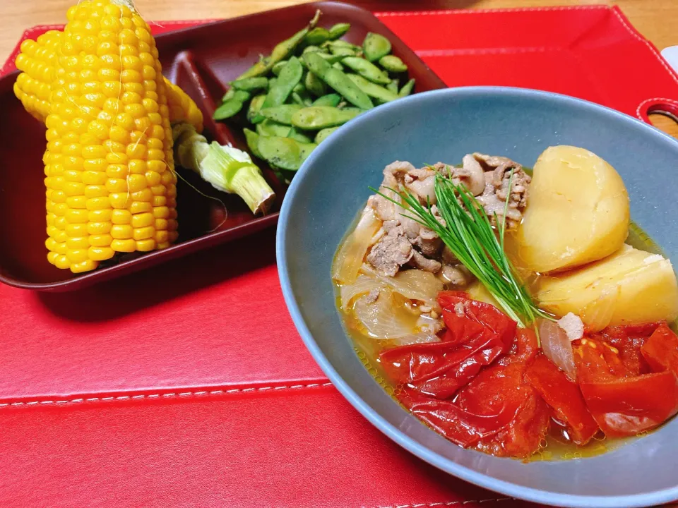 トマト肉じゃが、茹で枝豆・とうもろこし|naoさん