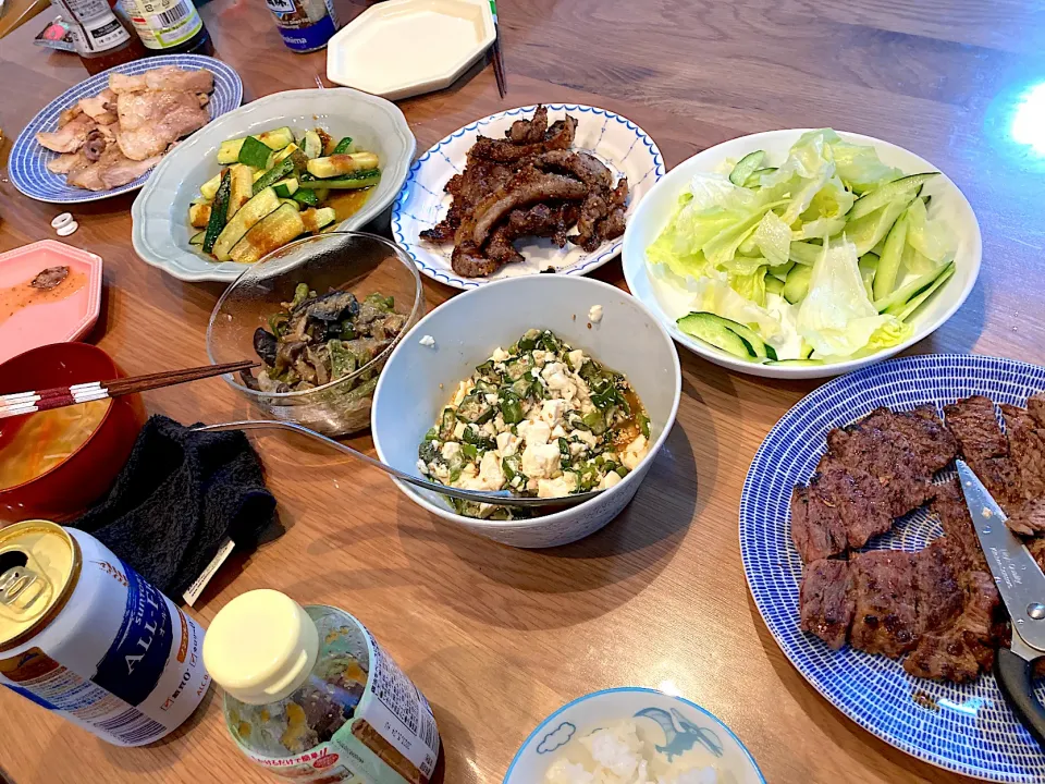 ステーキの晩御飯|HITOMIさん