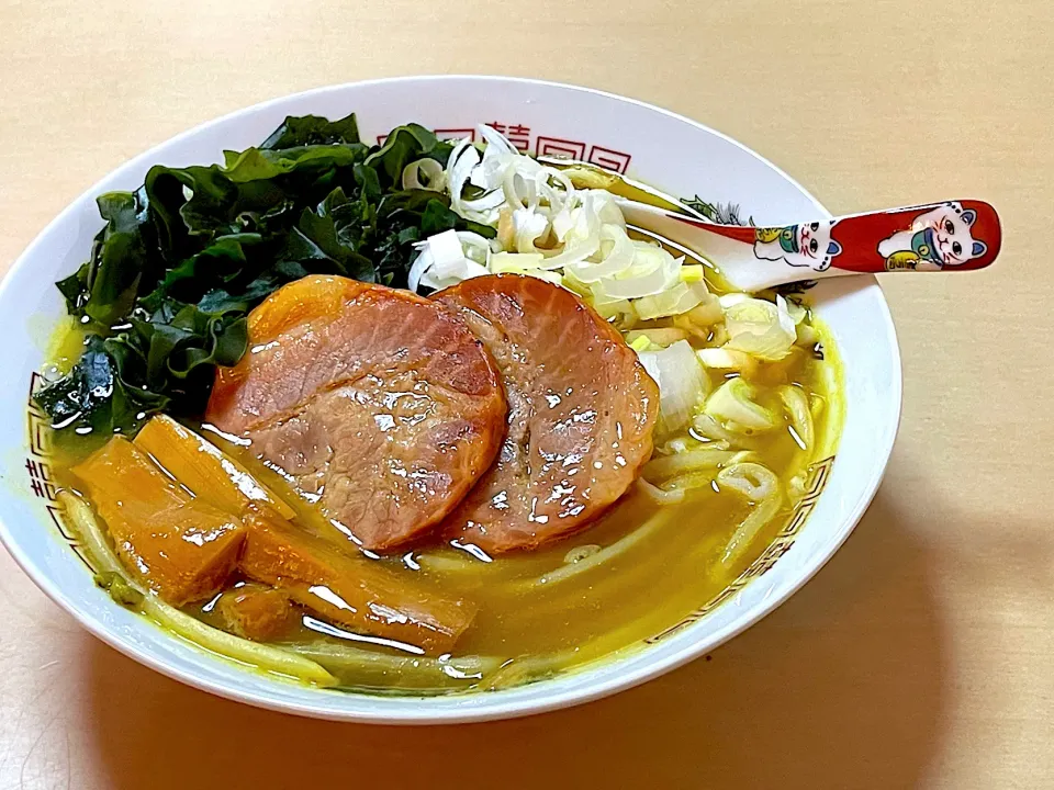 菊水　寒干し麺　味の大王元祖カレーラーメン　中辛|マハロ菊池さん