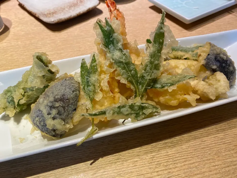 Snapdishの料理写真:季節の天ぷら盛り合わせ🦐|buhizouさん