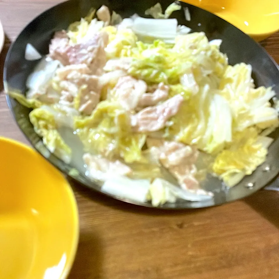 Snapdishの料理写真:白菜と豚バラの蒸し煮|gohan♡さん