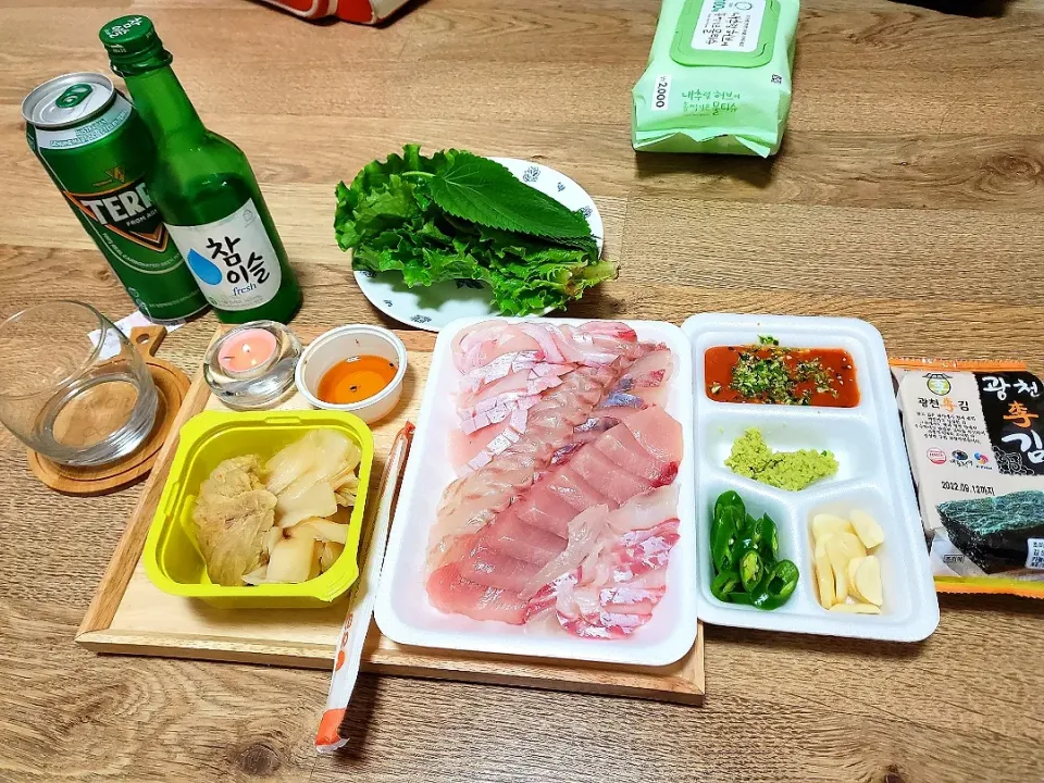 I miss these😍😘🤤 #sashimi #korean cuisine|gabbysnowさん