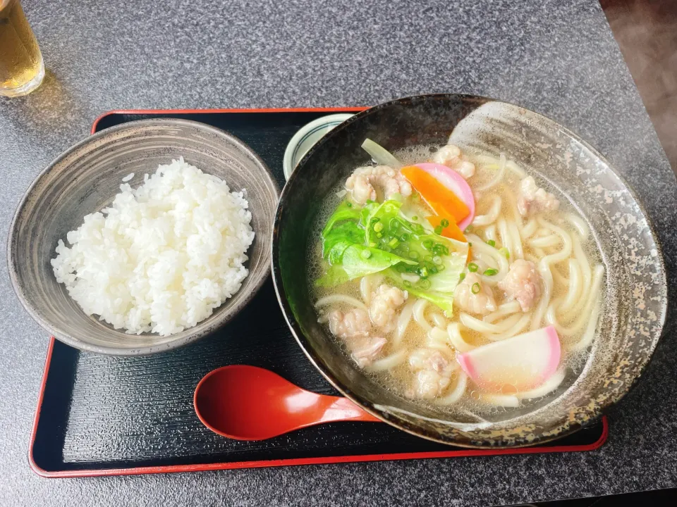 Snapdishの料理写真:牛もつ煮込みうどん|コージ💫さん