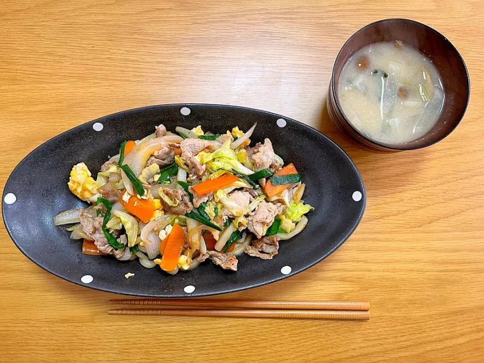 スタミナ焼きうどん|ごはんきろくさん