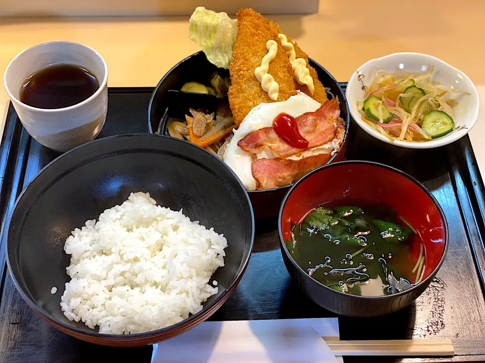 白身魚フライのお昼ご飯|にゃあ（芸名）さん