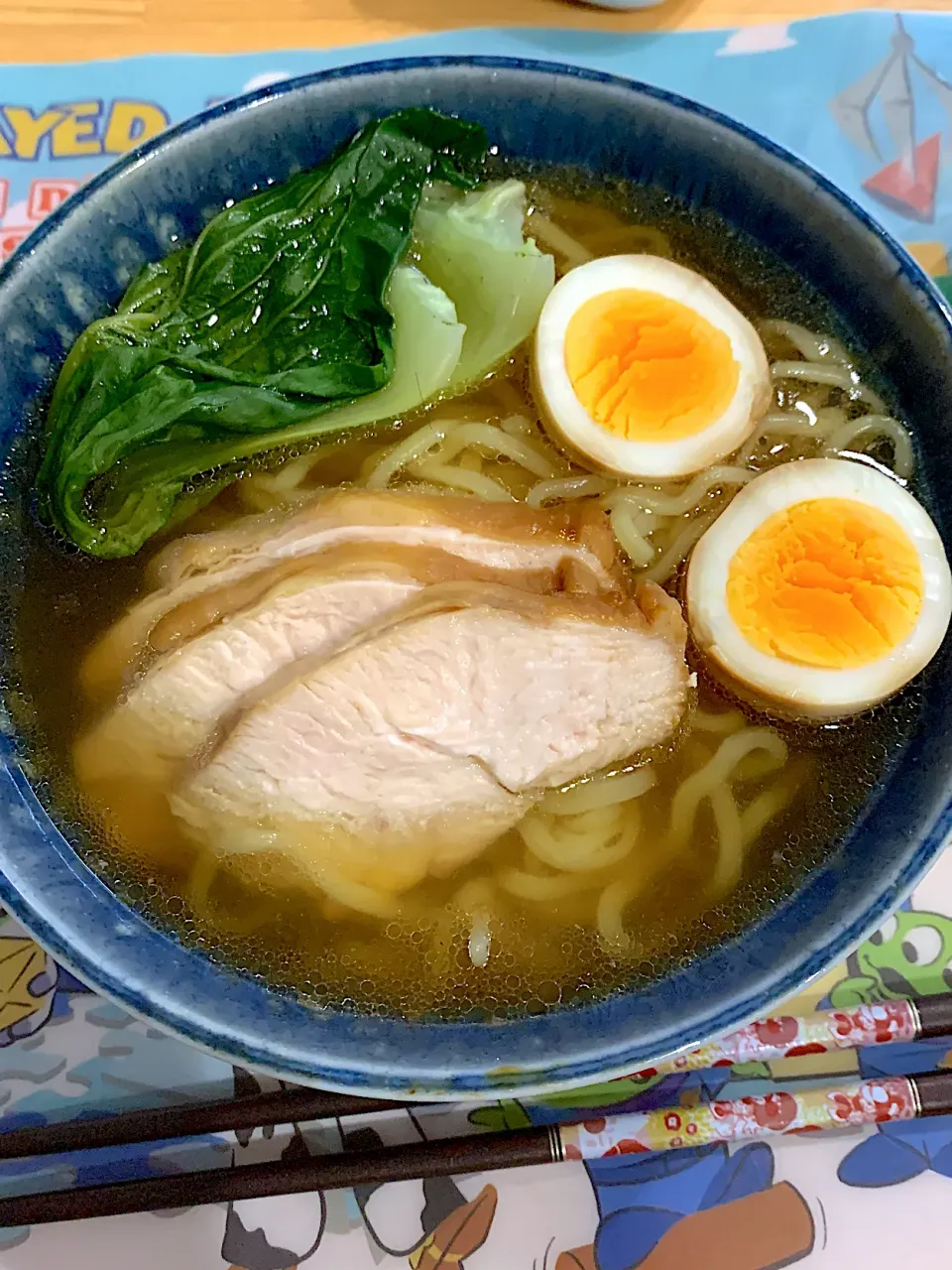 Snapdishの料理写真:マグロ出汁の醤油ラーメン|ぺろたんさん