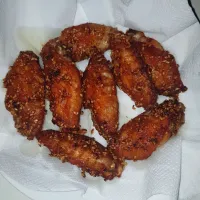 Snapdishの料理写真:deep fried chicken wings|patcookingfeverパットさん