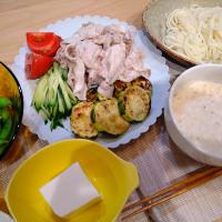 オカベの麺
  牛乳＆すりゴマ＆鶏ガラスープで白湯風冷麺
