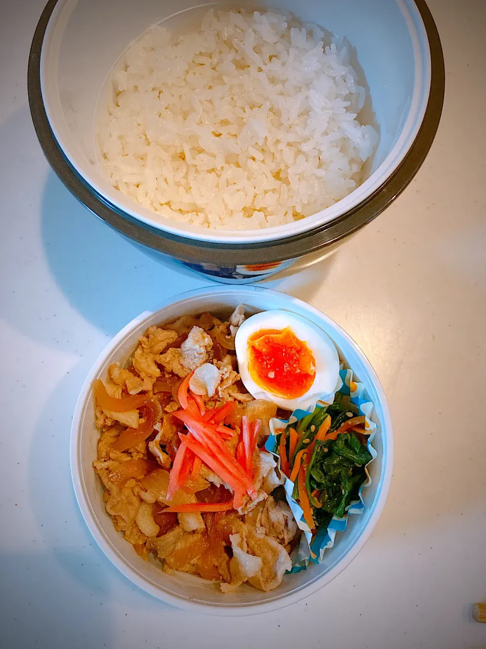 牛丼ではなく豚丼　ほうれん草のナムル|トモさん