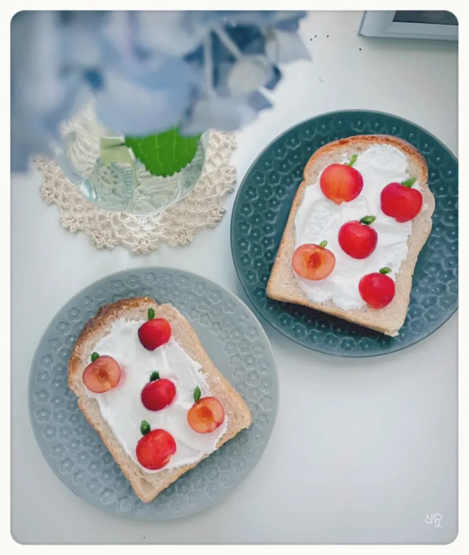 Snapdishの料理写真:朝ごパン🍒|yucca@さん