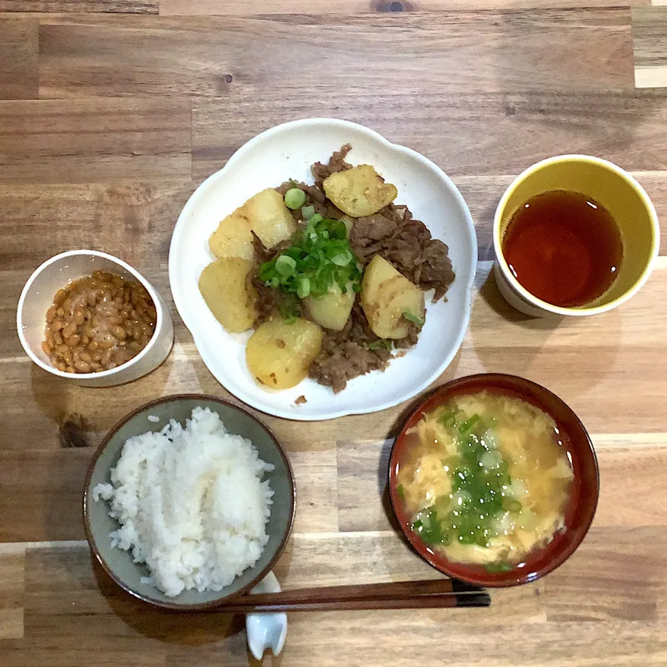 じゃがいもと牛肉の甘辛煮|nekonekogogoさん