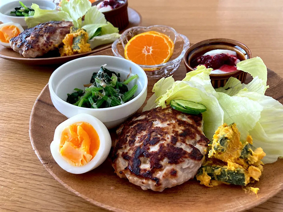 Snapdishの料理写真:＊豚こまバーグ＊お野菜たっぷりヘルシーランチ＊|＊抹茶＊さん