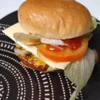 Chicken & cheese hamburger|Henny Puspaさん