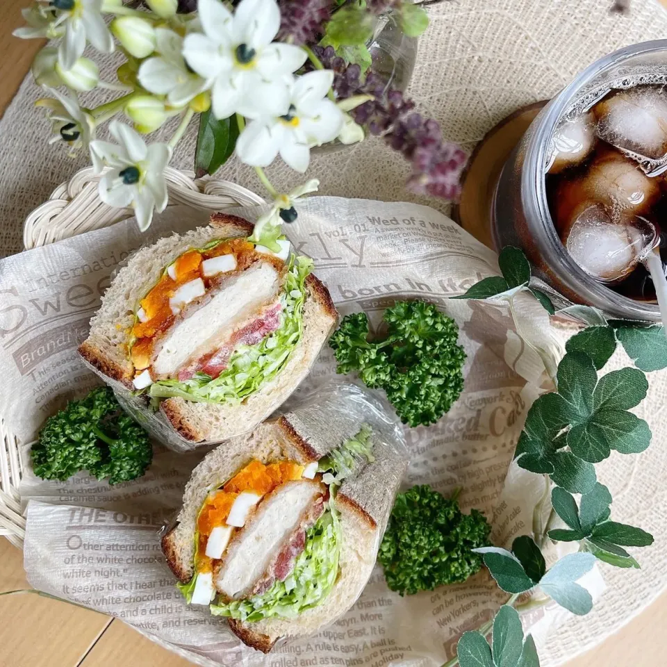 Snapdishの料理写真:6/23❤︎チーズチキンカツ&半熟たまごサンド🌱✨|Makinsさん