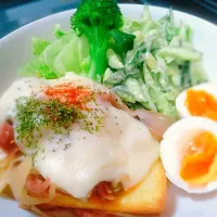 Snapdishの料理写真:厚揚げバター焼き
    チーズソース掛け～♪♪