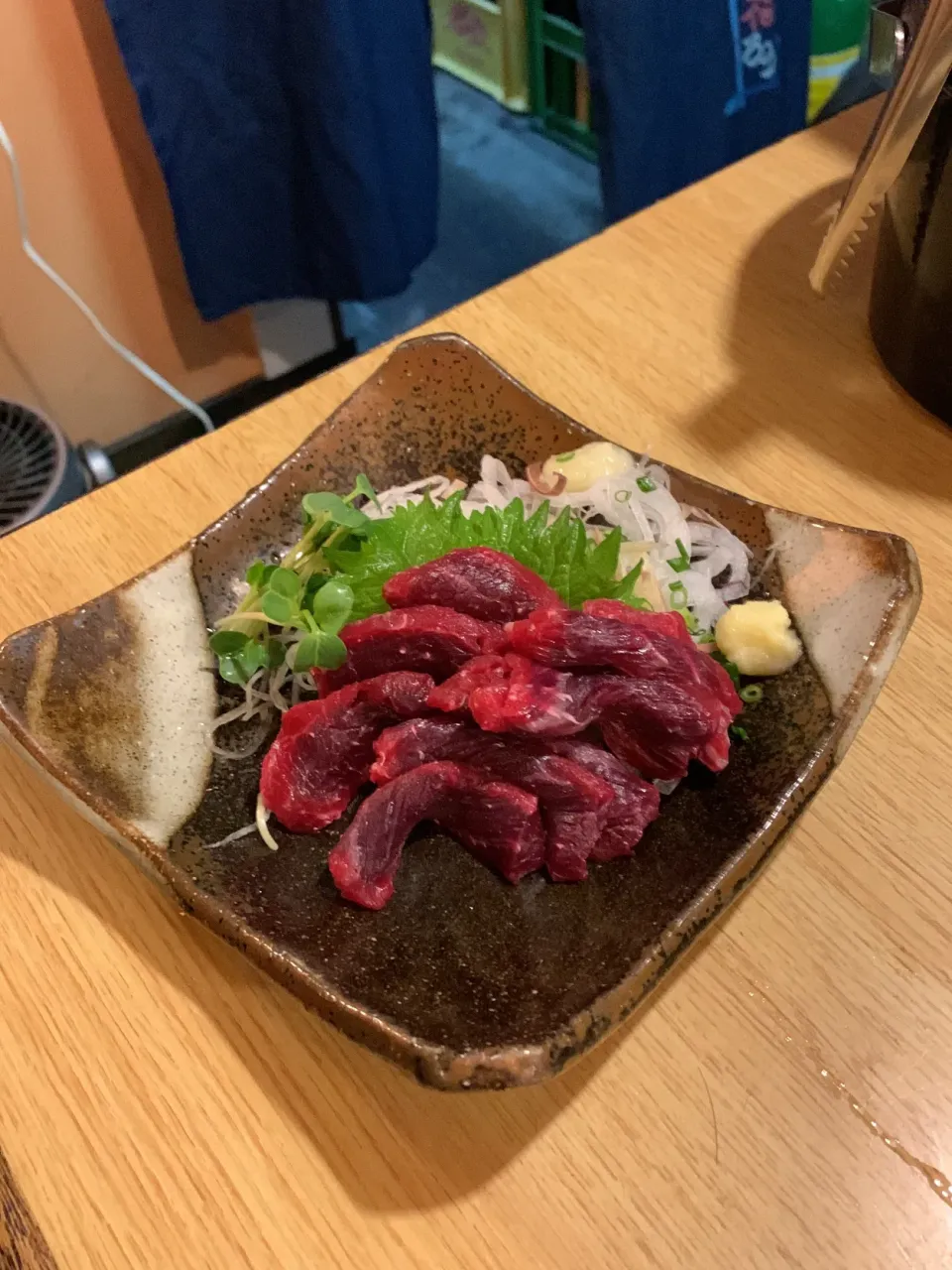 Snapdishの料理写真:鯨刺し|ZekeSe7enさん