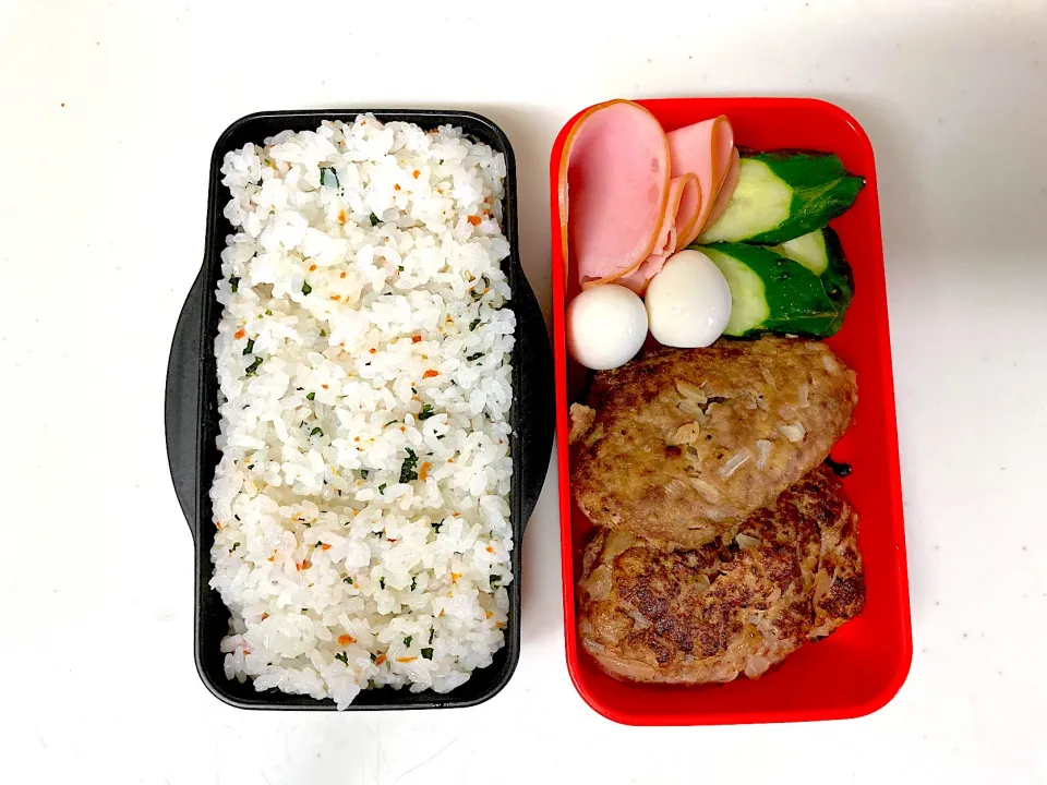 Snapdishの料理写真:高校生になった次男くんへ　ハンバーグ弁当|晴れ時々弁当さん