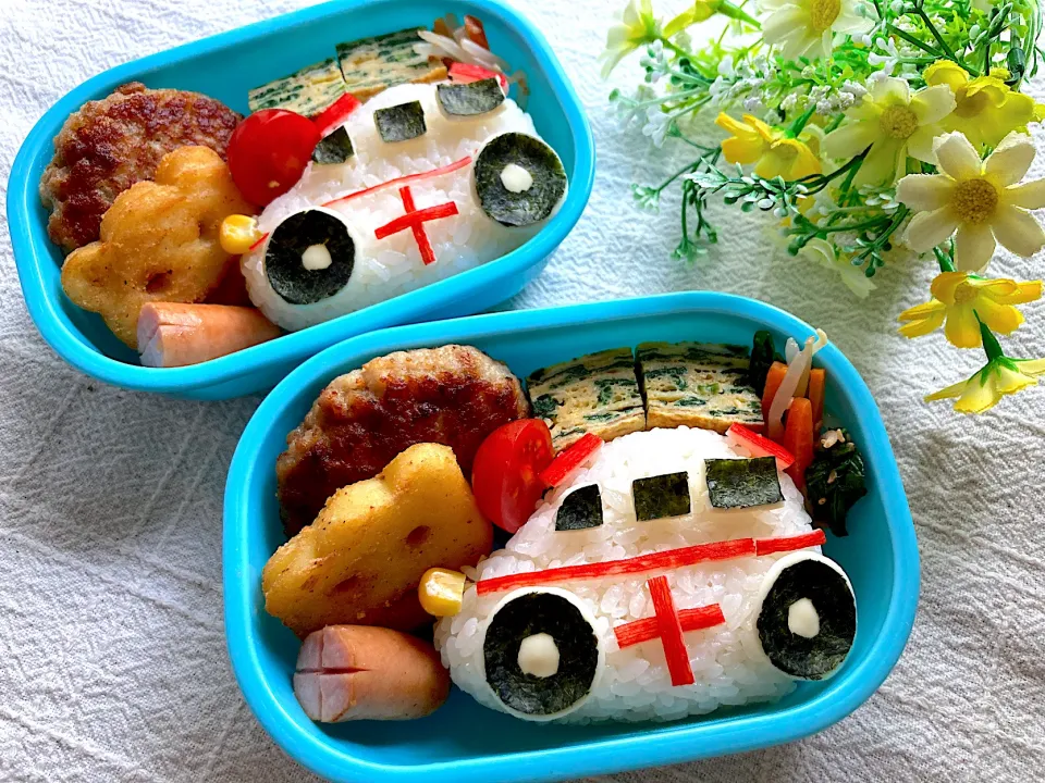 ＊救急車🚑ちびたんとべびたんの幼稚園お弁当＊|＊抹茶＊さん