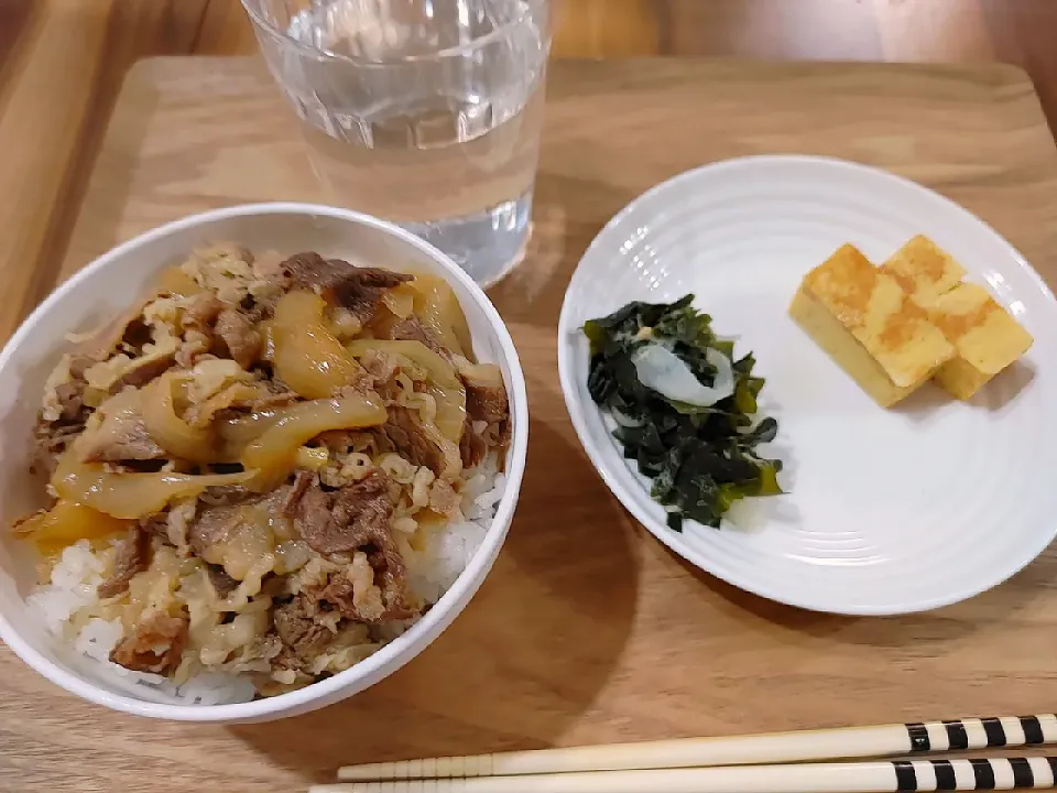 疲れた晩には牛丼でしょ！|おてんとさんさん