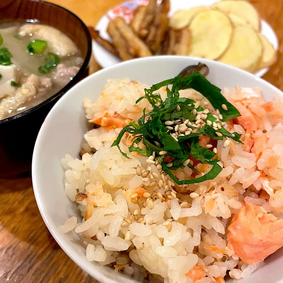 塩鮭の炊き込みご飯|だまさん