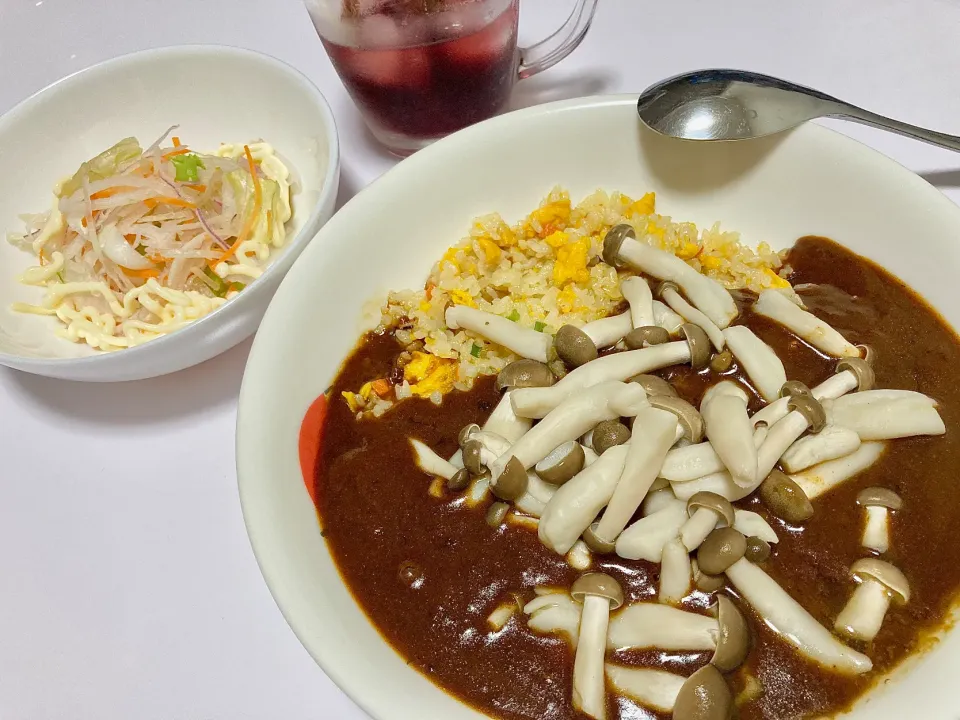 ぶなしめじ炒飯カレー🍛|Kojiさん